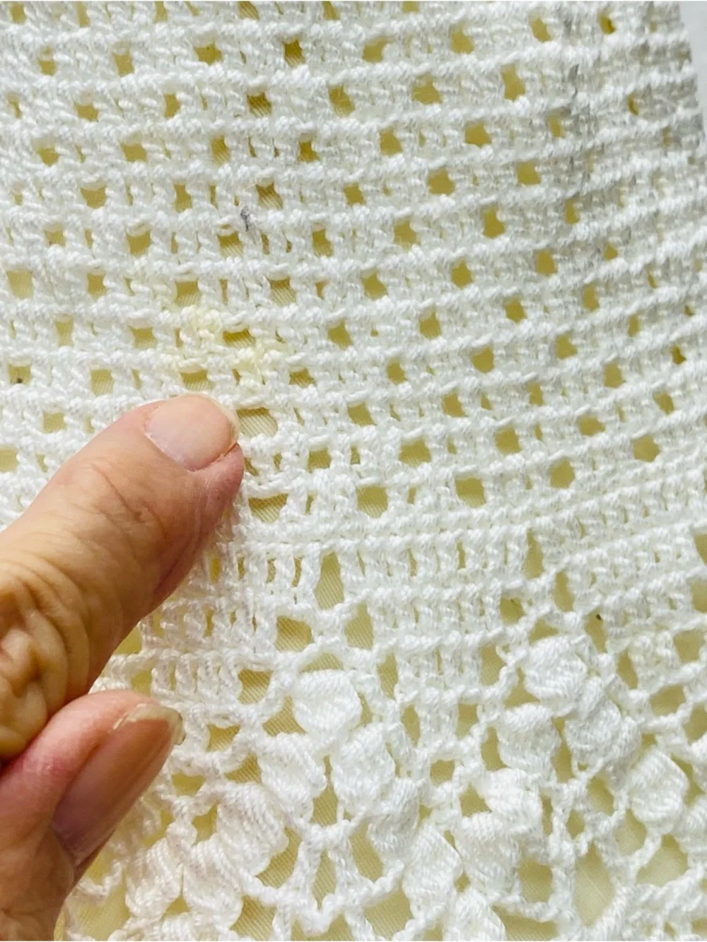 Hand Crocheted Ivory Lampshade Cover W/ Gold Trim Scalloped Edge Cottagecore REA